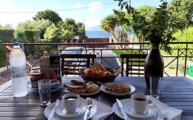 Villa Bella Loukisia