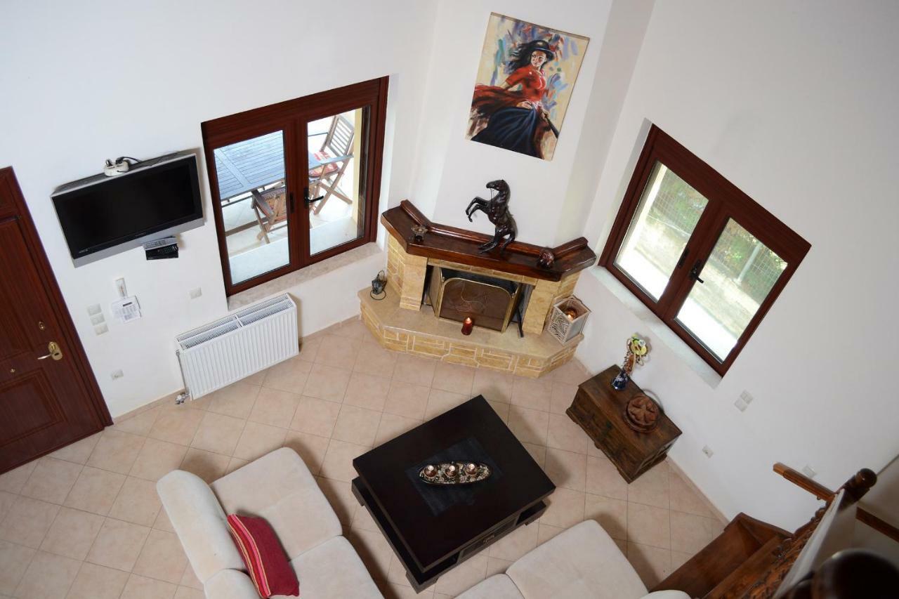 Villa Bella Loukisia Loukissia Εξωτερικό φωτογραφία